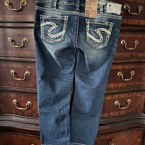 Silver Jeans Co. Tuesday low-rise capri jeans Size 31